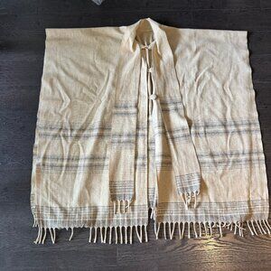 VINTAGE PONCHO / CAPE WITH TASSELS AND BUTTONS